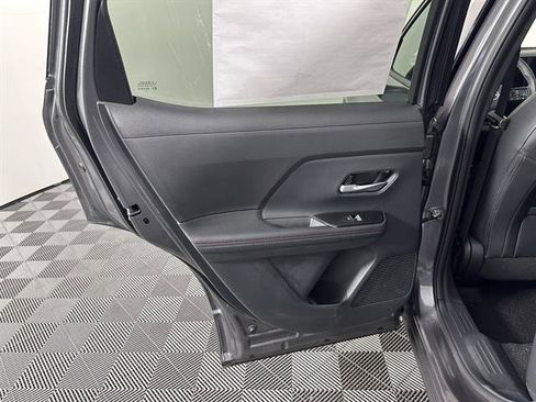 New 2025 Nissan Kicks SR image 16