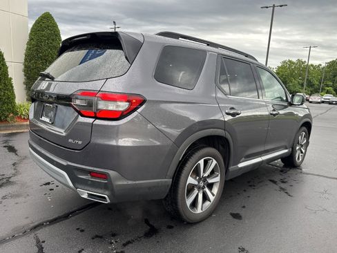 Used 2023 Honda Pilot Elite image 14