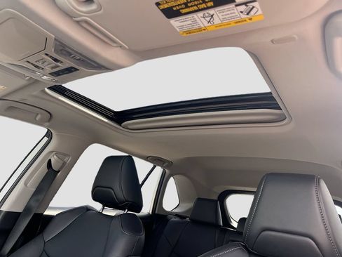 Used 2025 Toyota RAV4 XLE Premium w/ Weather Package FWD image 21