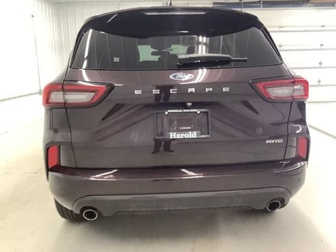 Used 2023 Ford Escape ST-Line w/ Tech Pack #1 AWD/4WD image 5
