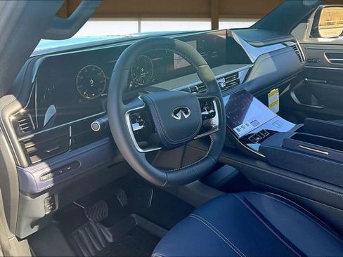 New 2026 INFINITI QX80 4WD image 14