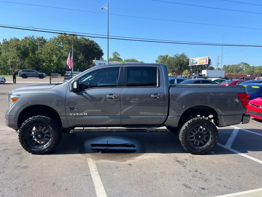 Used 2021 Nissan Titan SV w/ SV Convenience Package AWD/4WD image 6