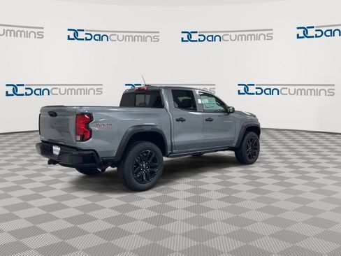 Used 2024 Chevrolet Colorado Trail Boss w/ Technology Package AWD/4WD image 8