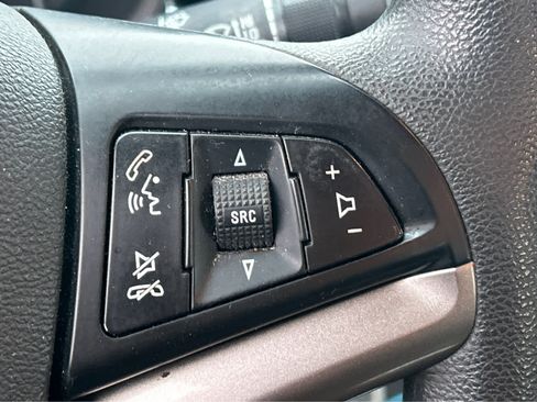 Used 2015 Chevrolet Malibu LS image 19