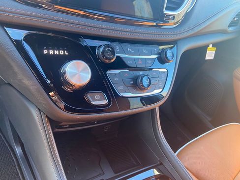 New 2026 Chrysler Pacifica Pinnacle FWD image 19