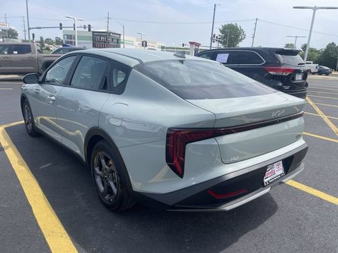 Used 2025 Kia K4 FWD image 31