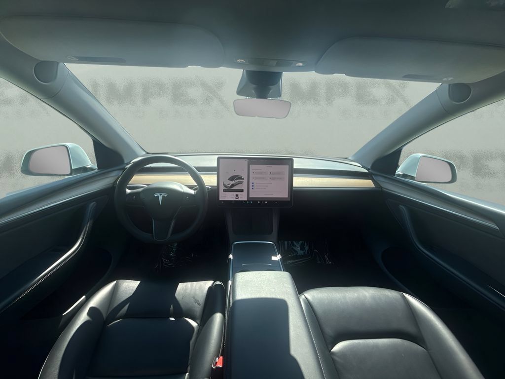 Used 2022 Tesla Model Y Long Range AWD/4WD image 13