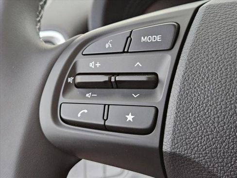 New 2026 Hyundai Venue SEL image 13