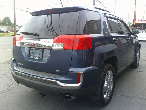 Used 2016 GMC Terrain SLT w/ Open Road Package AWD/4WD image 9