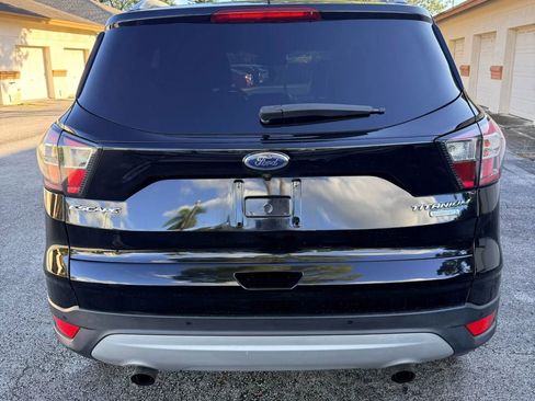 Used 2017 Ford Escape Titanium FWD image 4