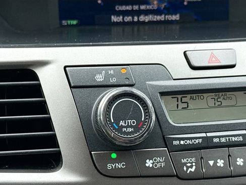 Used 2016 Honda Odyssey Touring Elite image 20