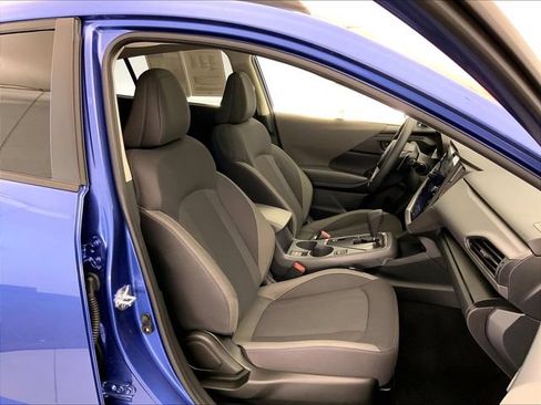 Used 2025 Subaru Crosstrek 2.5i Premium AWD/4WD image 17