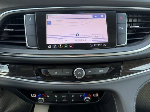 Used 2020 Buick Enclave Essence w/ Sound and Sites Package image 21