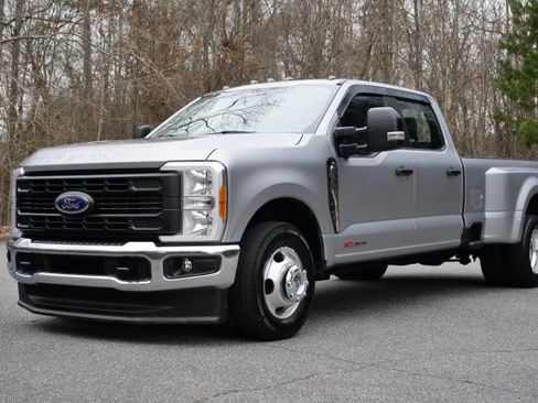 Used 2023 Ford F350 XL w/ XL Driver Assist Package image 6