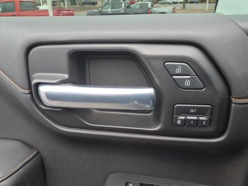 Used 2020 GMC Sierra 1500 AT4 w/ AT4 Premium Package image 17