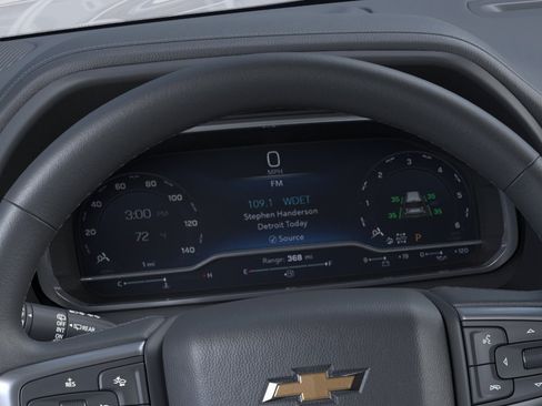 Used 2024 Chevrolet Suburban LT w/ Luxury Package AWD/4WD image 18