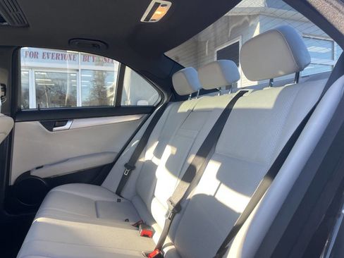 Used 2013 Mercedes-Benz C 300 C 300 Sport 4MATIC AWD 4dr Sed image 19