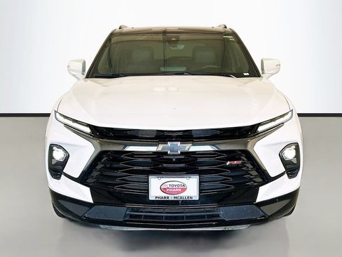 Used 2025 Chevrolet Blazer RS w/ Driver Confidence II Package FWD image 2