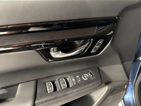 Used 2024 Honda CR-V EX-L image 16