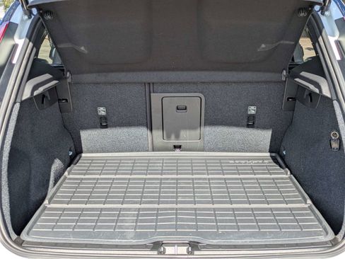 Certified 2024 Volvo XC40 Recharge Plus w/ Protection Package Premier image 13