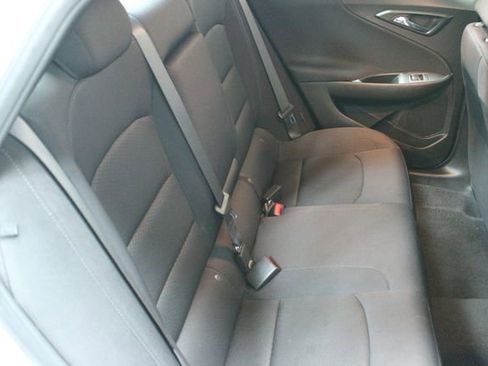 Used 2024 Chevrolet Malibu LT w/ Sport Edition FWD image 9