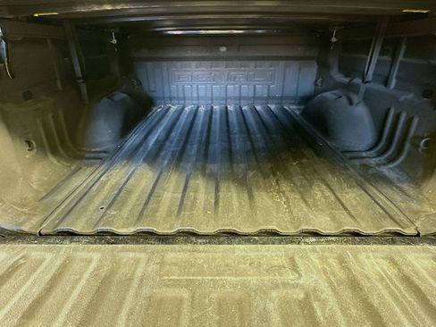 Used 2018 GMC Canyon Denali image 30