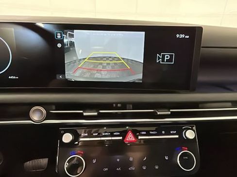 Certified 2025 Hyundai Tucson SEL AWD/4WD image 24