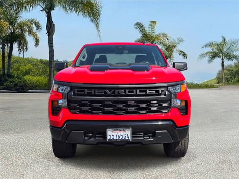 Used 2025 Chevrolet Silverado 1500 Custom Trail Boss w/ Turbomax Blackout Package AWD/4WD image 3