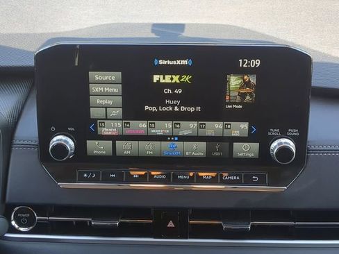 Used 2024 Mitsubishi Outlander SE image 21