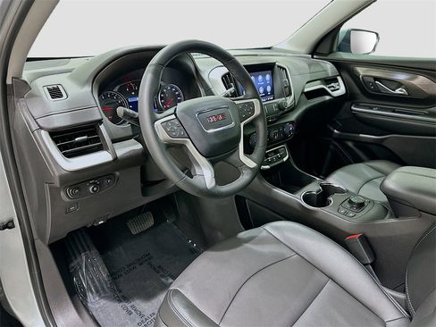 Used 2024 GMC Terrain SLT w/ LPO, Floor Liner Package image 9