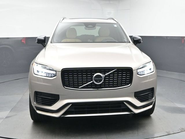 Used 2023 Volvo XC90 T8 Ultimate AWD/4WD image 2