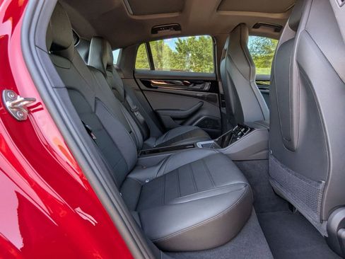 New 2025 Porsche Panamera image 23