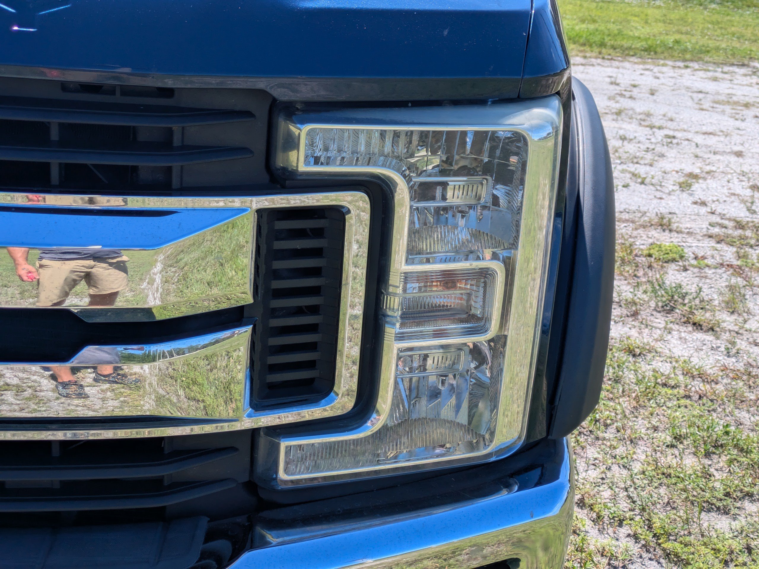 Used 2019 Ford F250 XLT w/ XLT Premium Package AWD/4WD image 10