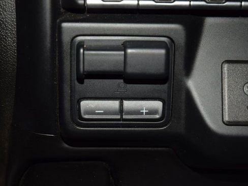 Used 2022 Chevrolet Silverado 2500 High Country w/ Safety Package II image 27