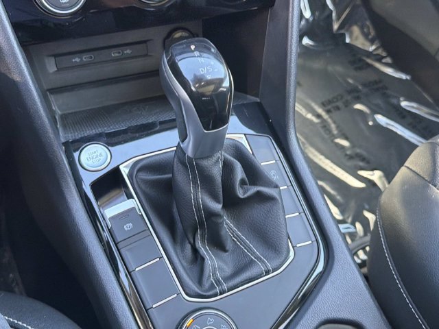 Certified 2023 Volkswagen Taos SEL AWD/4WD image 23