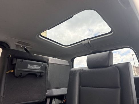 Used 2004 Honda Element LX image 19