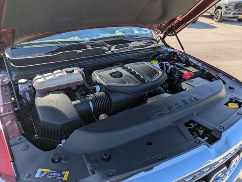 Used 2025 RAM 1500 Limited image 30