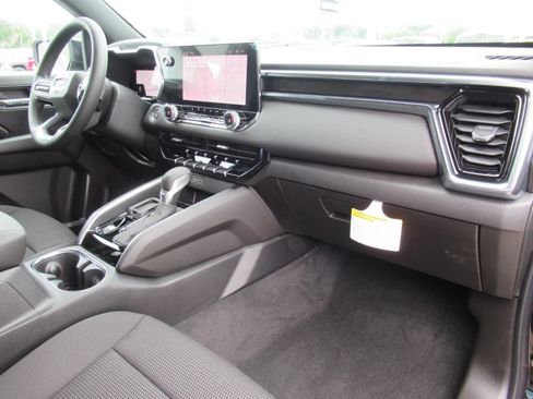 New 2026 GMC Canyon Elevation w/ Convenience Package RWD image 11