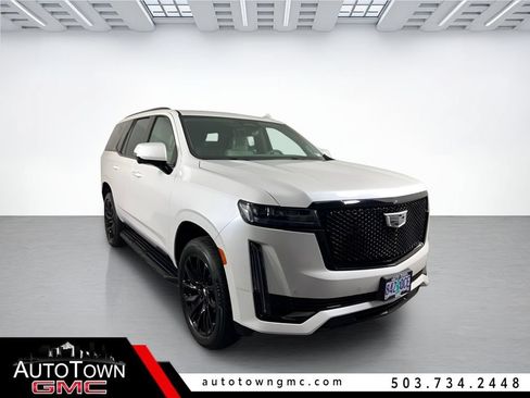 Used 2024 Cadillac Escalade Sport Platinum w/ LPO, ONYX Package AWD/4WD image 1