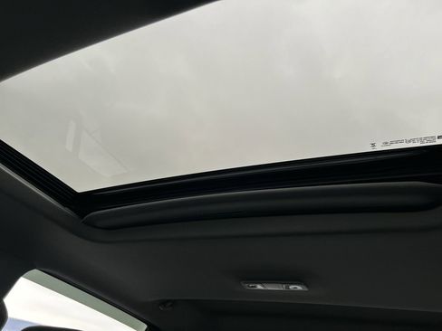 Used 2025 Chevrolet Silverado 1500 LTZ image 28