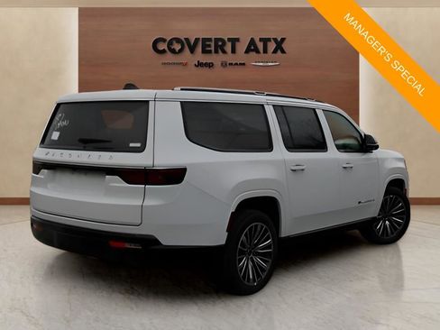 New 2025 Jeep Wagoneer L Series II AWD/4WD image 5