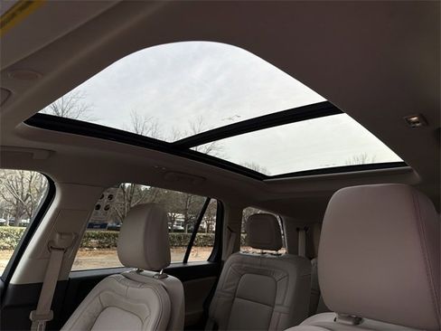 Used 2023 Lincoln Aviator Reserve w/ Elements Package Plus image 22