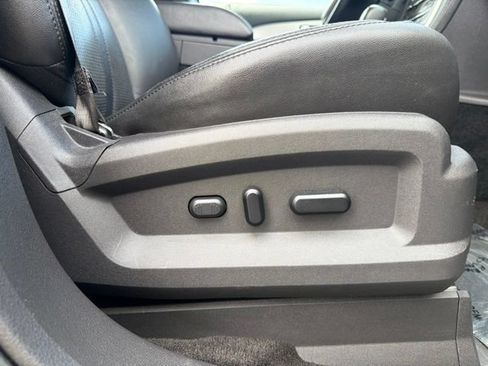 Used 2012 Lincoln MKX FWD image 31