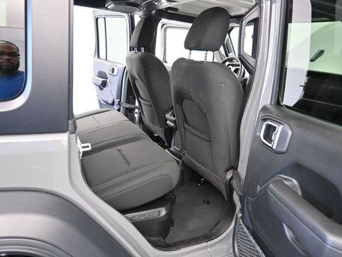 Used 2023 Jeep Wrangler Unlimited w/ Cold Weather Group AWD/4WD image 12