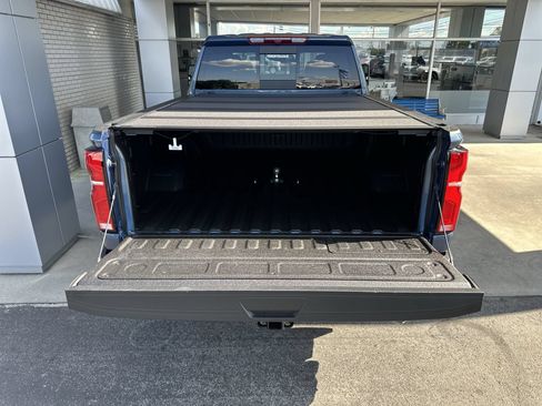 Used 2025 Chevrolet Silverado 2500 LT w/ Trail Boss Package AWD/4WD image 26