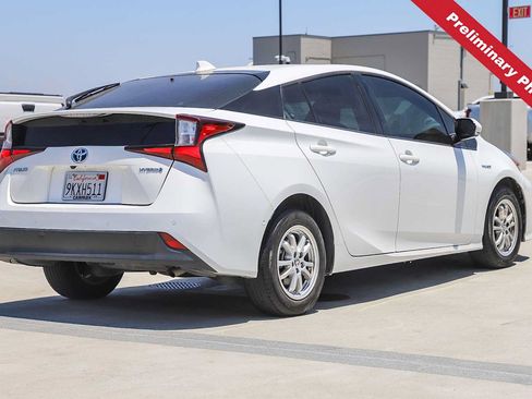 Used 2020 Toyota Prius LE FWD image 6