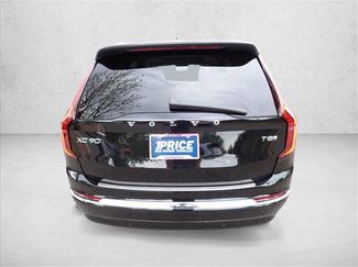 Used 2025 Volvo XC90 T8 Plus w/ Protection Package Premier AWD/4WD video 3