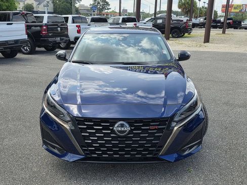 Used 2024 Nissan Altima 2.5 SR FWD image 3