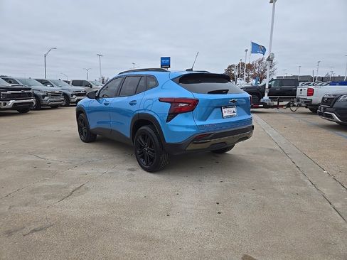 Used 2025 Chevrolet Trax ACTIV w/ Driver Confidence Package image 4