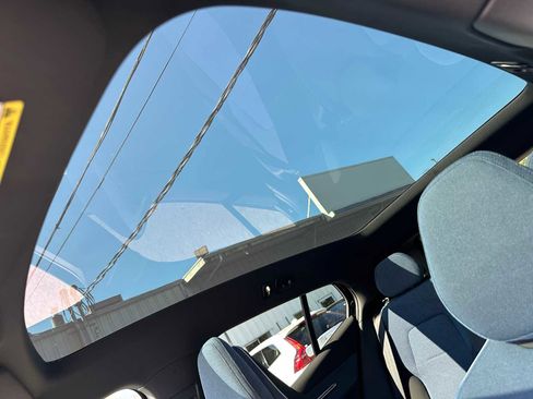 New 2025 Volvo EX30 Plus w/ Protection Package Premier image 22